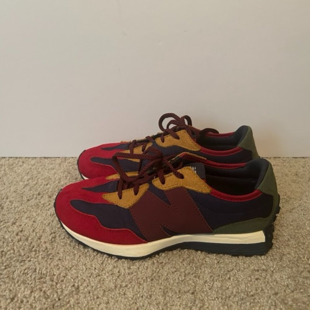 New Balance 327 size 6 boys